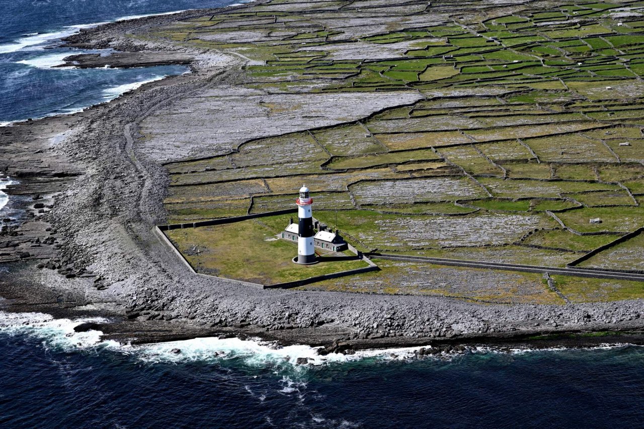 Ferry to Inis Oirr